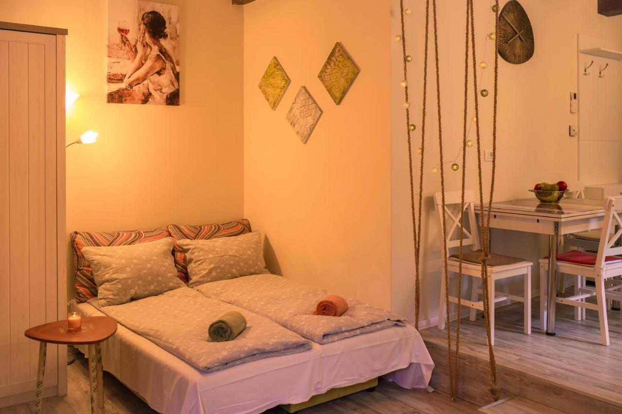 Apartment Seek And Hide - Little Emma's Hideaway Brasov